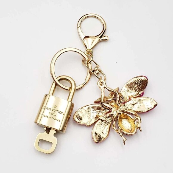 Authentic Louis Vuitton Lock & Key with unbranded Bagcharm, Keycharm, Keychain - Picture 6 of 9